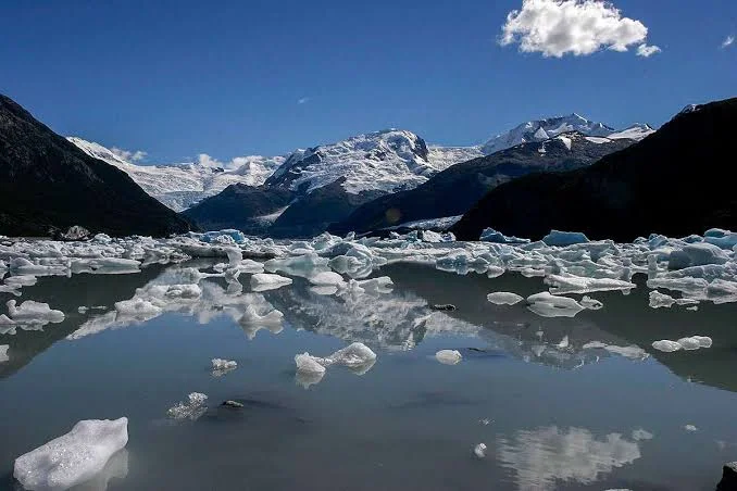El Comando Sur quiere asegurarse el agua para los proyectos de IA en la Patagonia